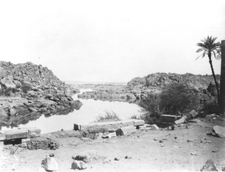 Beato, A., The first Nile cataract (c.1890
[Estimated date.]) (Enlarged image size=31Kb)
