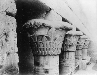 Zangaki, G., Esna (c.1890
[Estimated date.]) (Enlarged image size=36Kb)