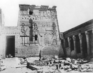 Zangaki, G., Philae (c.1890
[Estimated date.]) (Enlarged image size=41Kb)