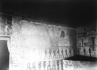 not known, The Theban west bank, the Valley of the Kings (c.1890
[Estimated date.]) (Enlarged image size=27Kb)