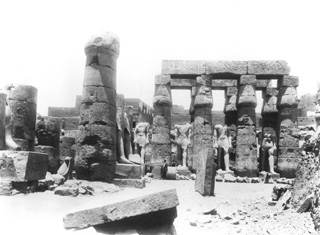 Beato, A., Luxor (c.1890
[Estimated date.]) (Enlarged image size=34Kb)