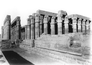 Beato, A., Luxor (c.1890
[Estimated date.]) (Enlarged image size=32Kb)