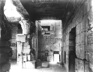 Sebah, J. P., The Theban west bank, Deir el-Medina (c.1890
[Estimated date.]) (Enlarged image size=40Kb)