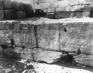 Beato, A., Karnak (c.1880
[Estimated date.]) (Enlarged image size=46Kb)