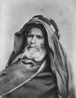 not known, Studio groups and portraits (c.1890
[Estimated date.]) (Enlarged image size=29Kb)