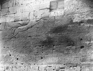 not known, The Theban west bank, Medinet Habu (c.1890
[Estimated date.]) (Enlarged image size=48Kb)