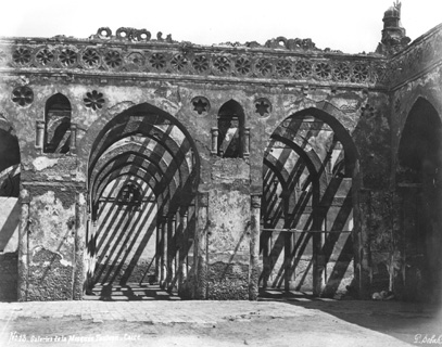 Sebah, J. P., Cairo (before 1874
[Contemporary with Gr. Inst. 3321.]) (Enlarged image size=67Kb)