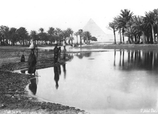 Sebah, J. P., Giza (before 1874
[Taken at the same time as Gr. Inst. 3345.]) (Enlarged image size=30Kb)